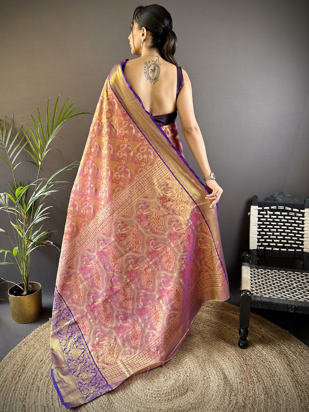 Urban Pallu Woven Design Silk Blend Traditional Saree