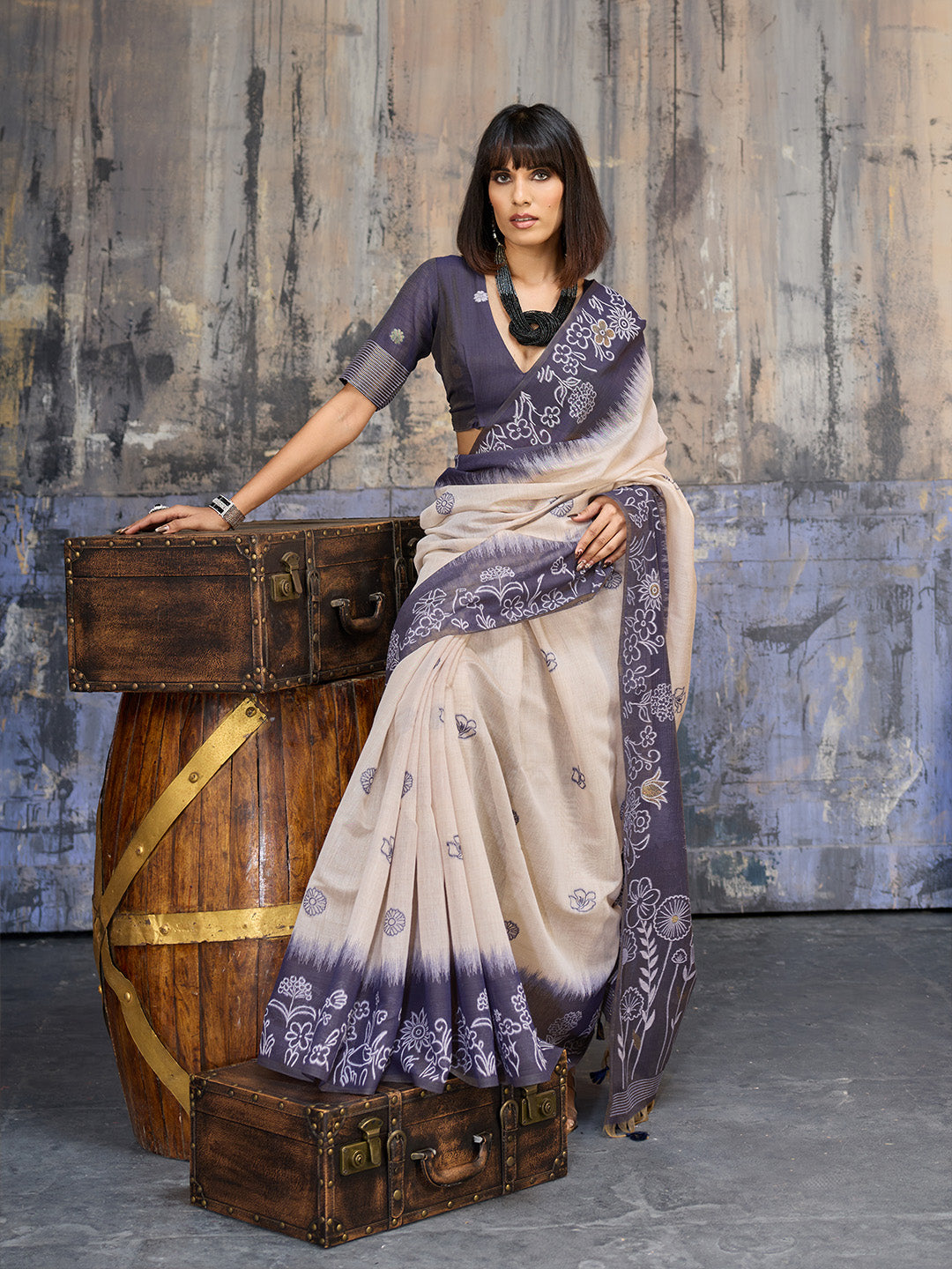 Urban Pallu Solid Silk Cotton Work Saree