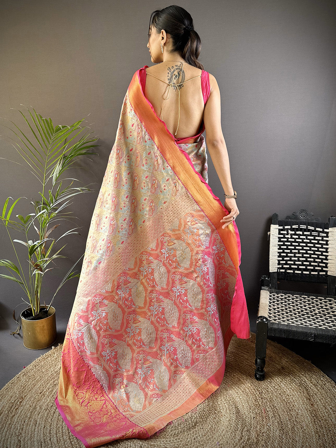 Urban Pallu Woven Design Silk Blend Traditional Saree