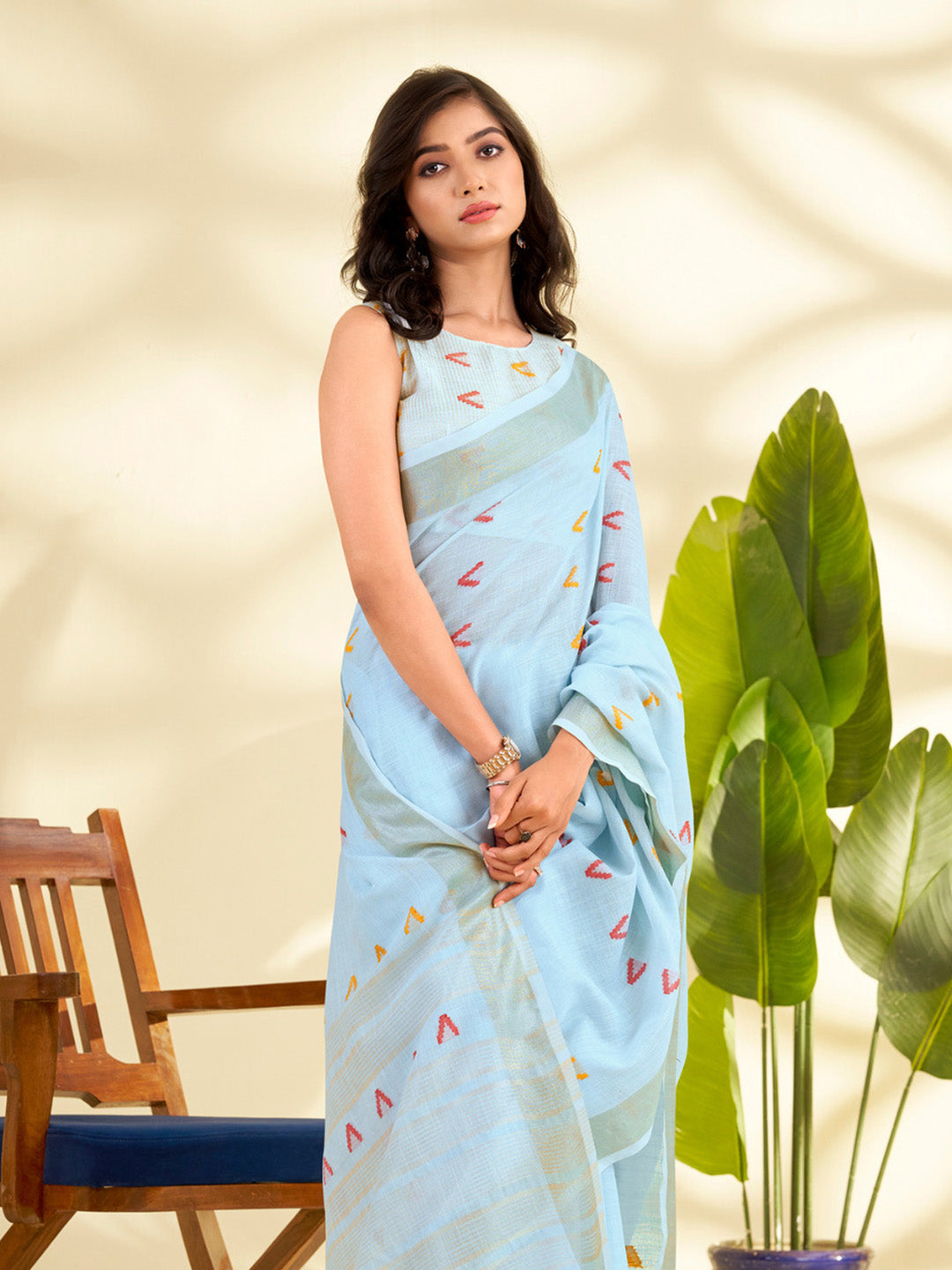 Urban Pallu Woven Design Cotton Blend Daily Saree