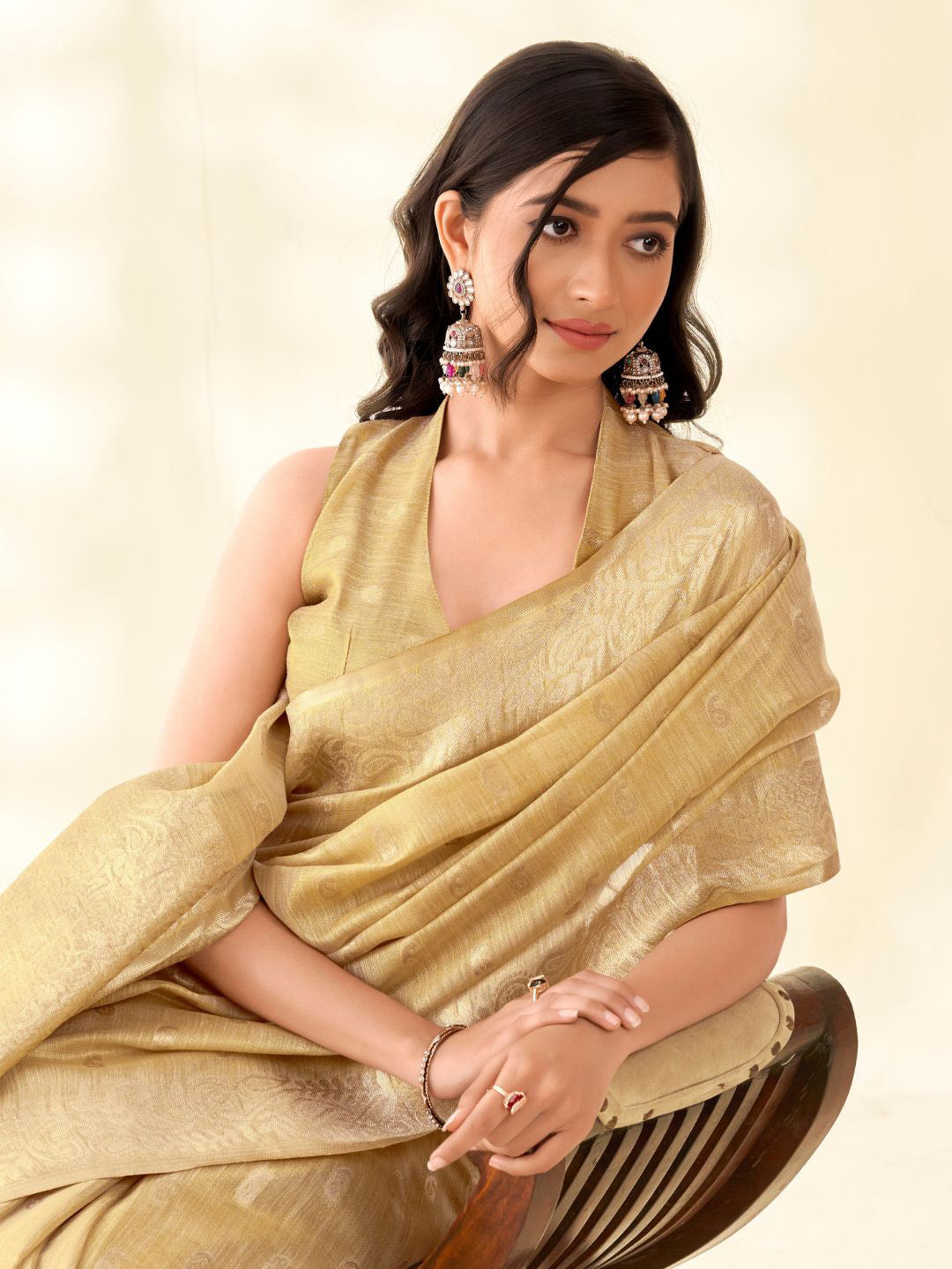 Urban Pallu Woven Design Silk Blend Traditional Saree