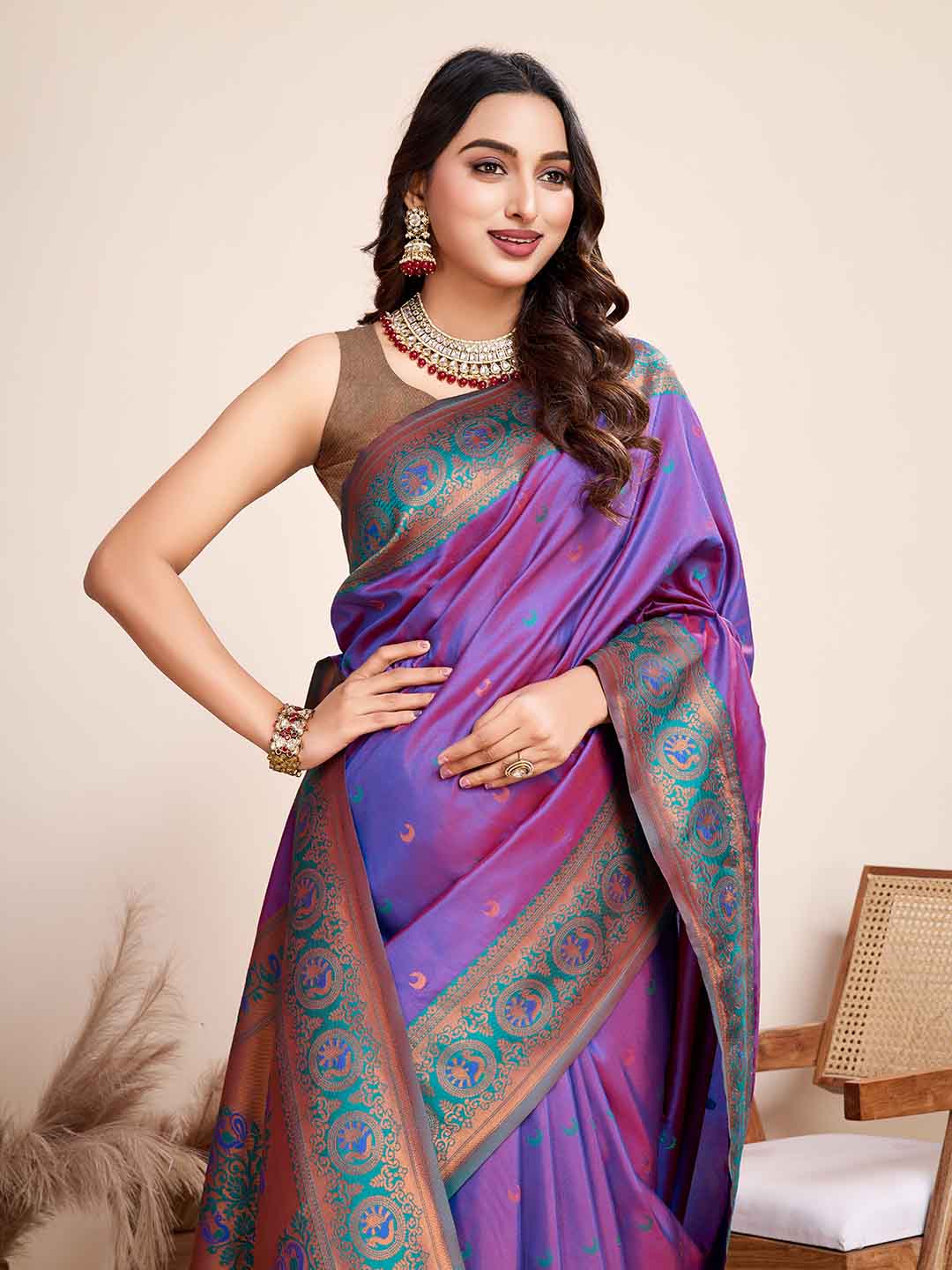 Urban Pallu Woven Design Silk Blend Party Saree