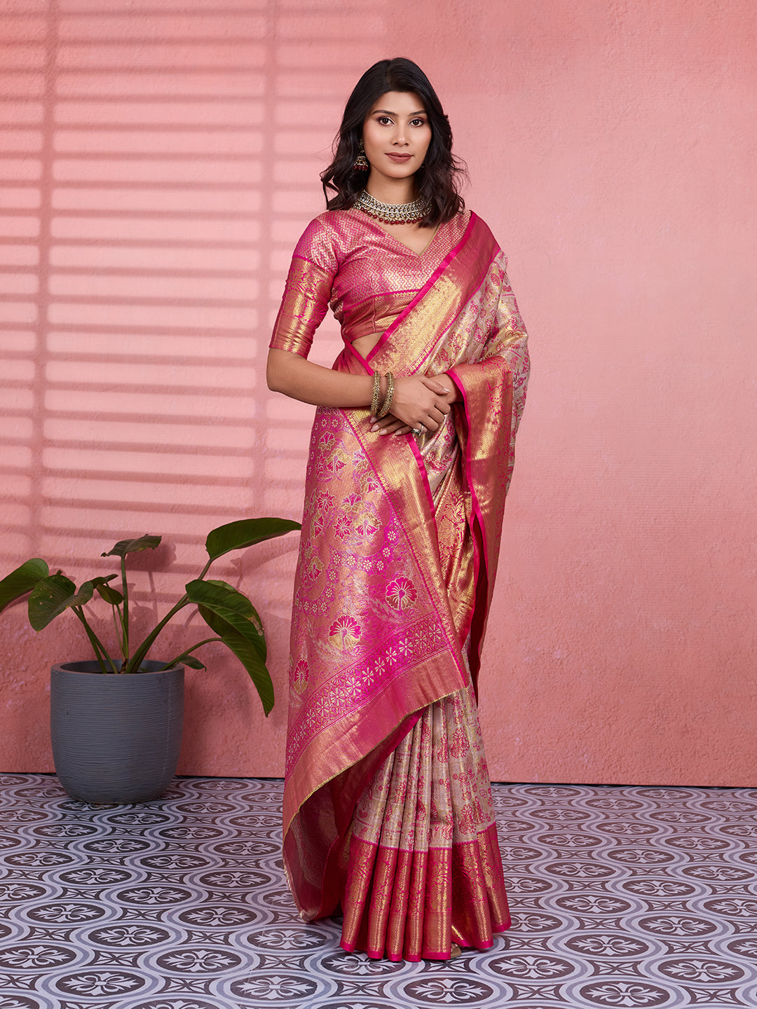 Urban Pallu Woven Design Art Silk Traditional Saree