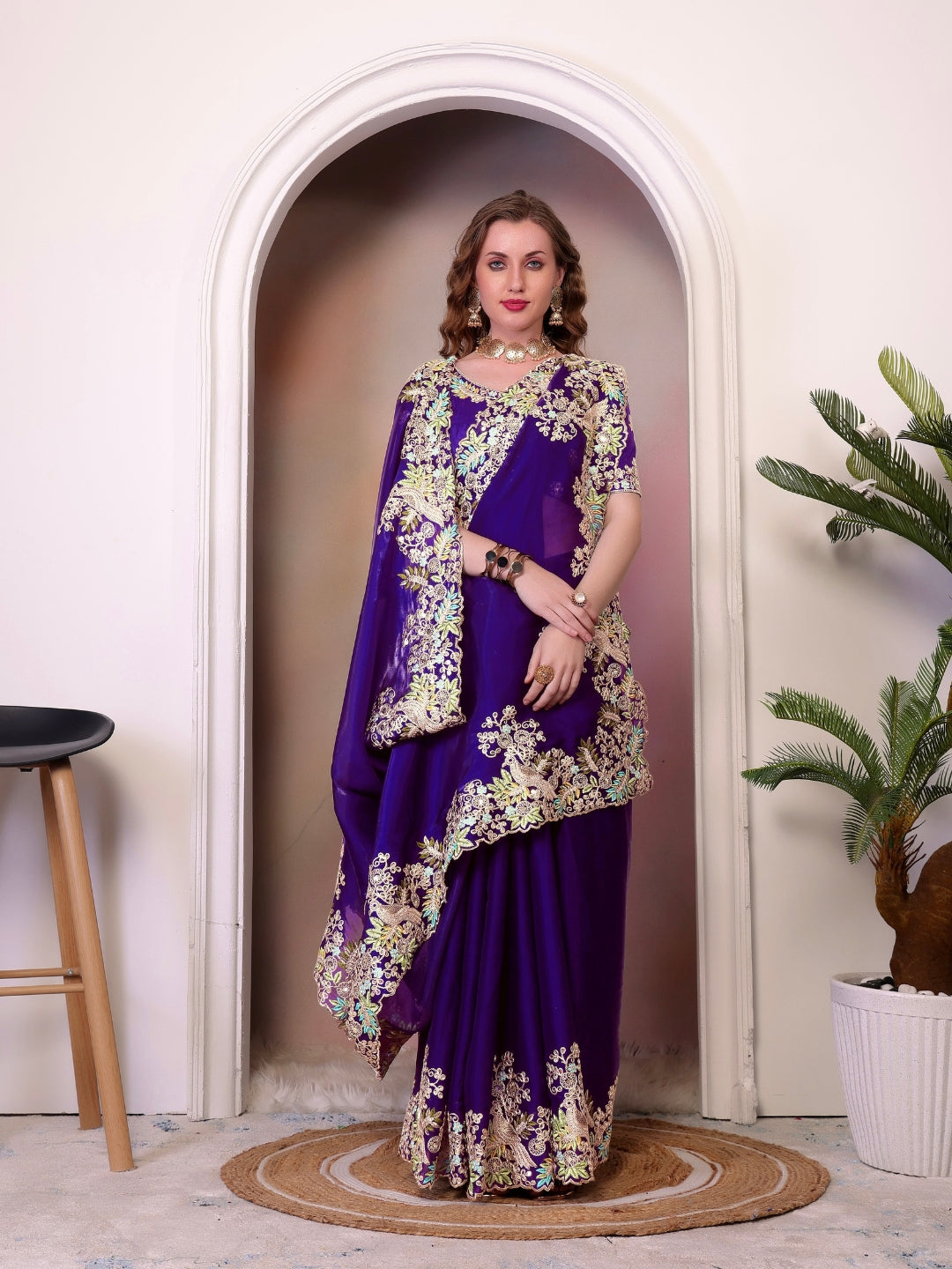 Urban Pallu Solid Silk Blend Festive Saree