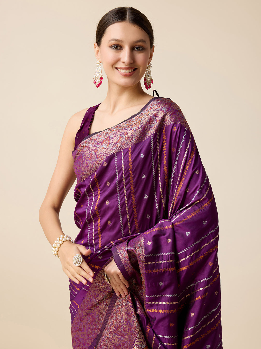 Urban Pallu Woven Design Silk Blend Party Saree