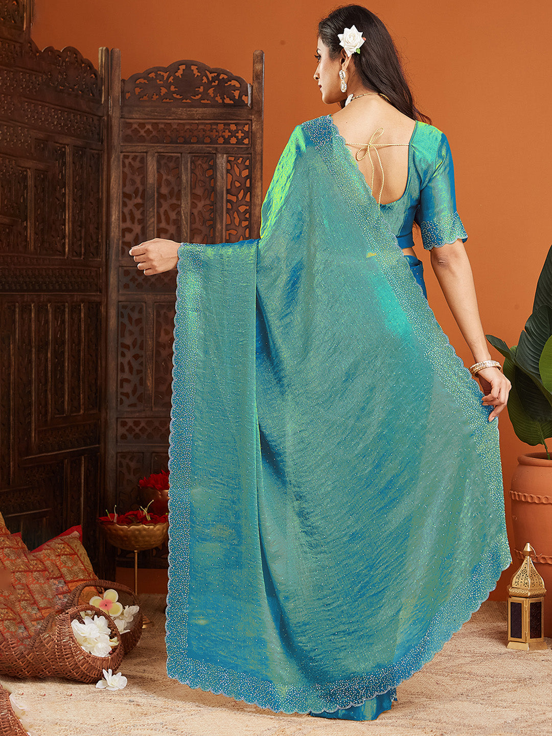 Urban Pallu Embellished Organza Party Saree
