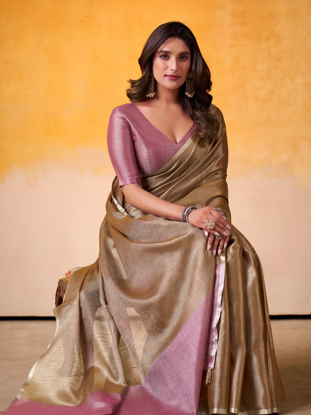 Urban Pallu Woven Design Cotton Blend Daily Saree