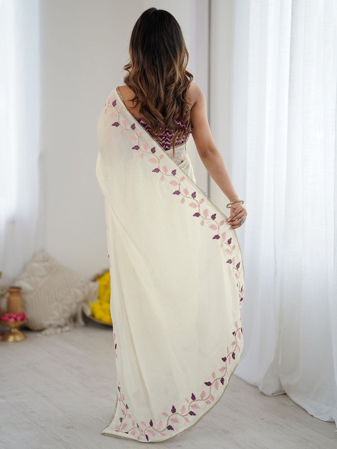 Urban Pallu Solid Silk Blend Festive Saree