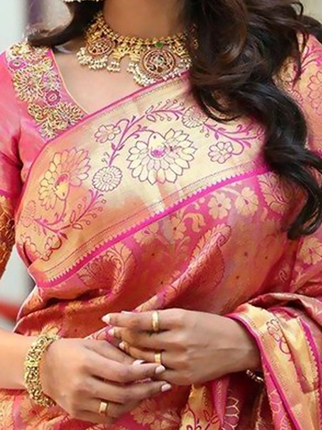 Urban Pallu Woven Design Silk Blend Work Saree