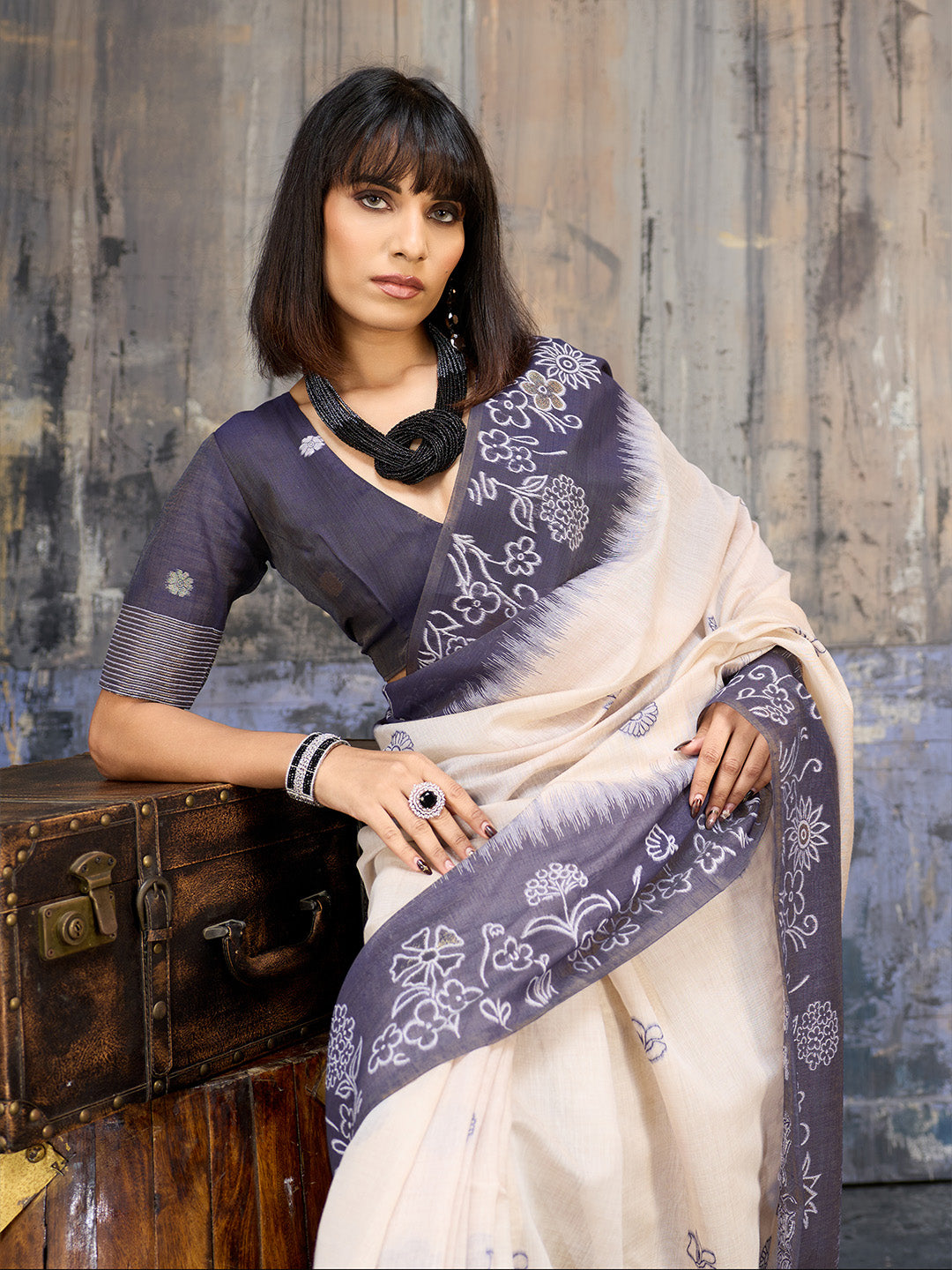Urban Pallu Solid Silk Cotton Work Saree