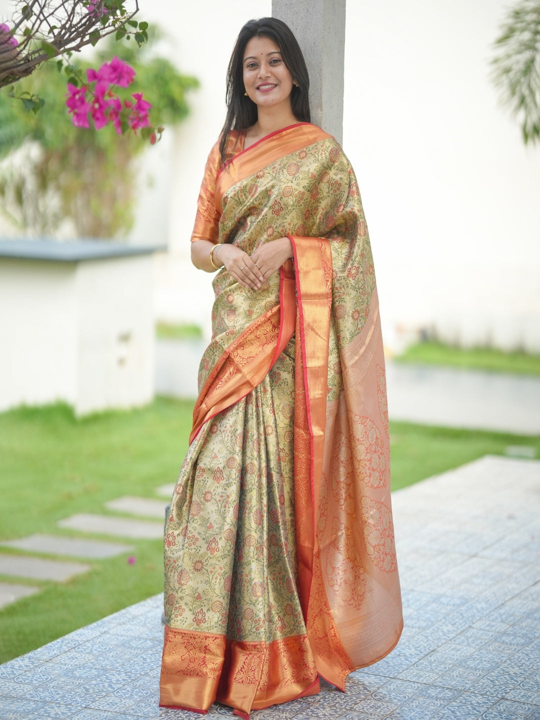 Urban Pallu Woven Design Art Silk Traditional Saree