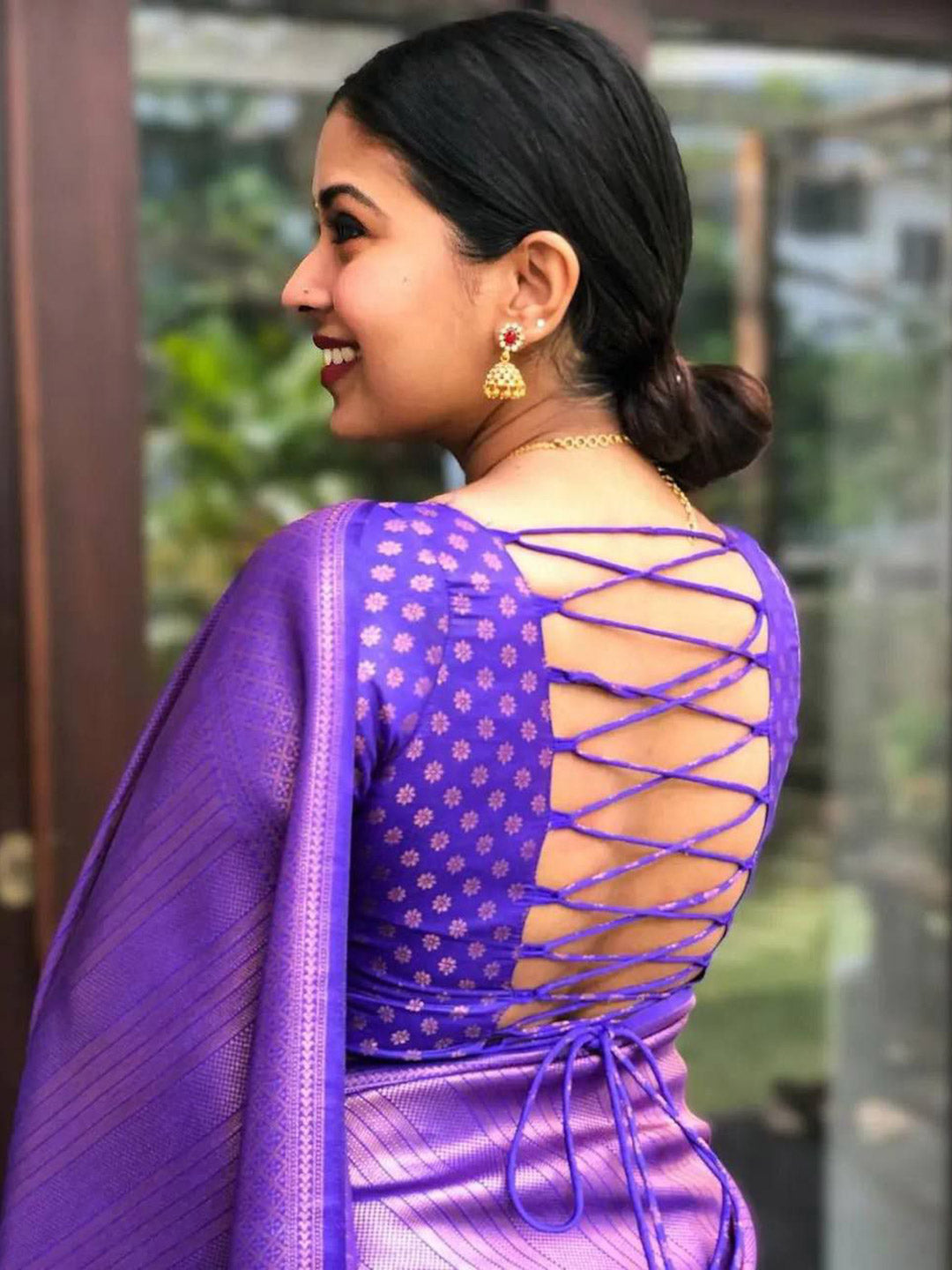 Urban Pallu Woven Design Silk Blend Traditional Saree