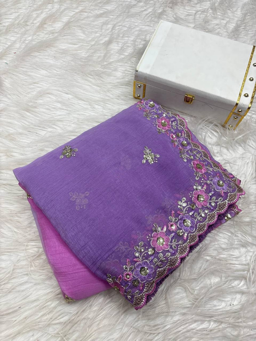 Urban Pallu Solid Poly Georgette Traditional Saree