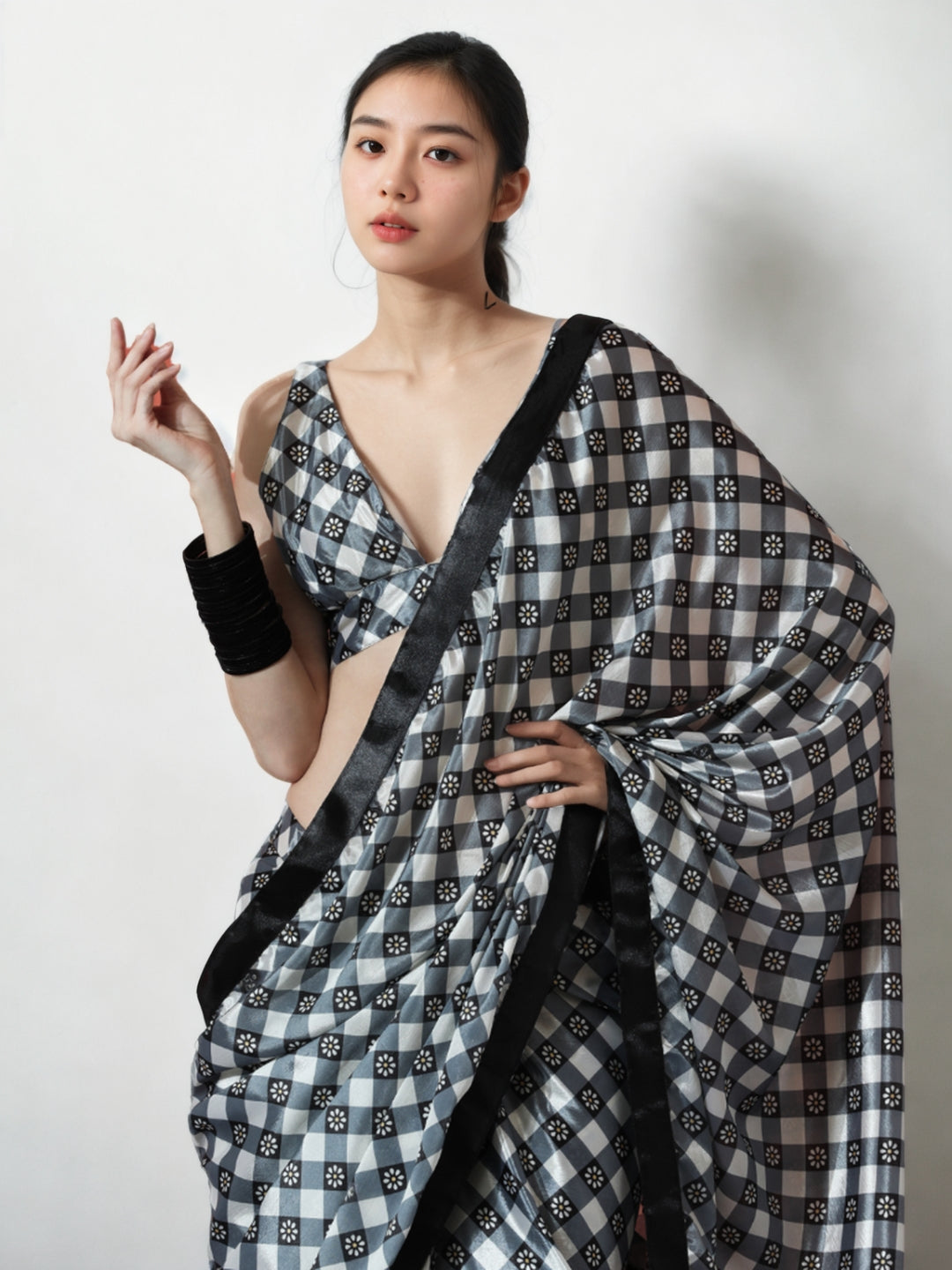 Urban Pallu Woven Design Silk Blend Fusion Saree