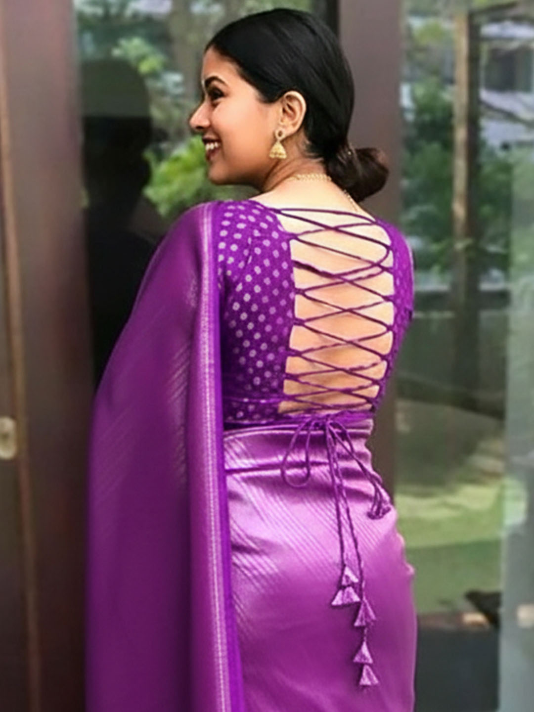 Urban Pallu Woven Design Silk Blend Traditional Saree