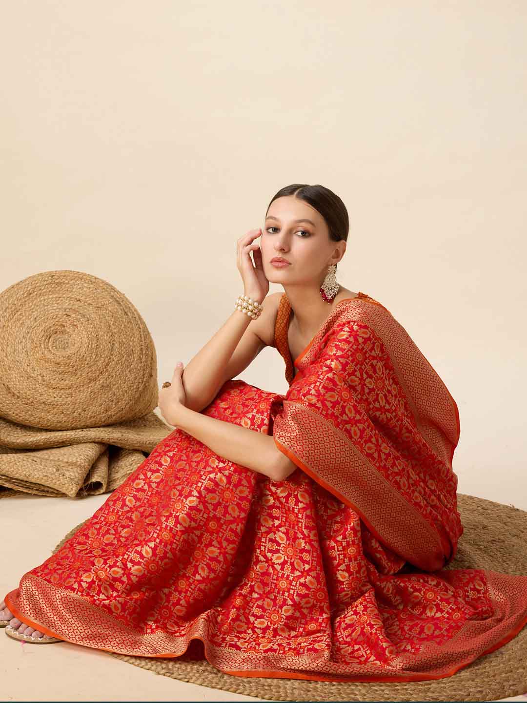 Urban Pallu Woven Design Silk Blend Party Saree