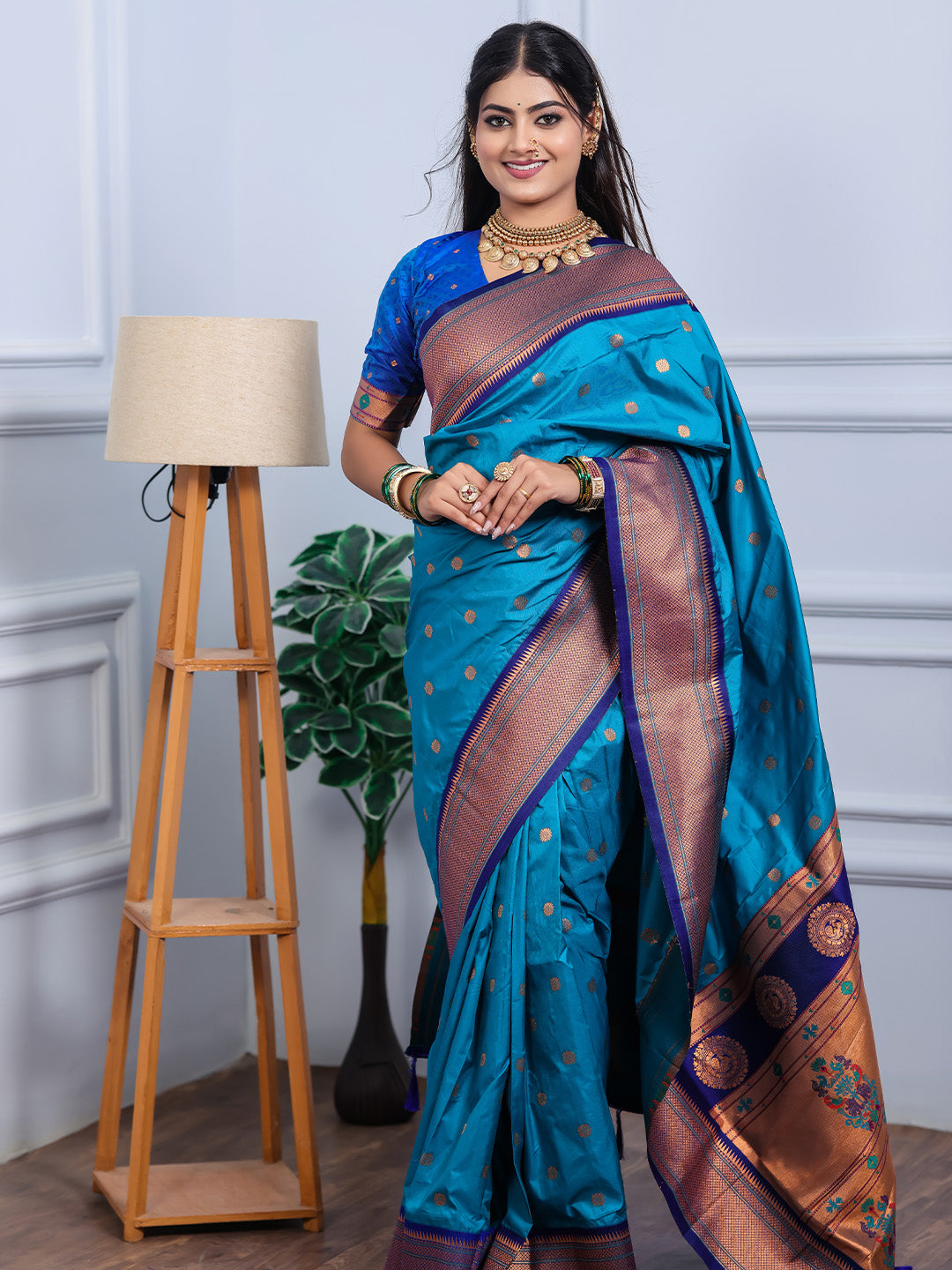 Urban Pallu Woven Design Art Silk Traditional Saree