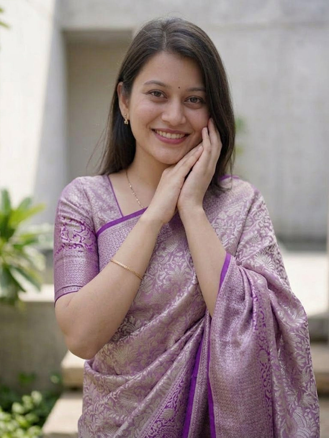 Urban Pallu Woven Design Art Silk Traditional Saree