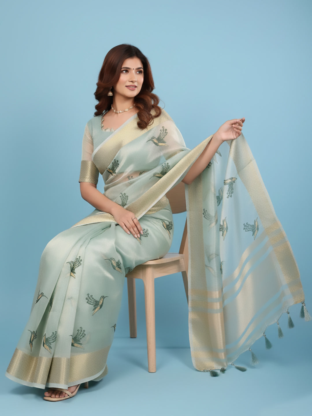 Urban Pallu Floral Sequinned Silk Blend Fusion Saree
