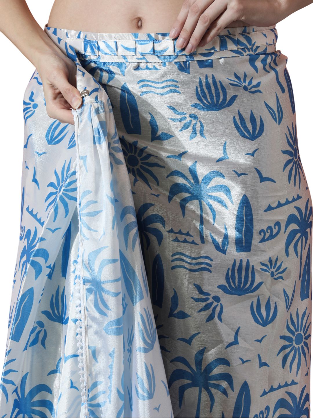 Urban Pallu Woven Design Silk Blend Fusion Saree