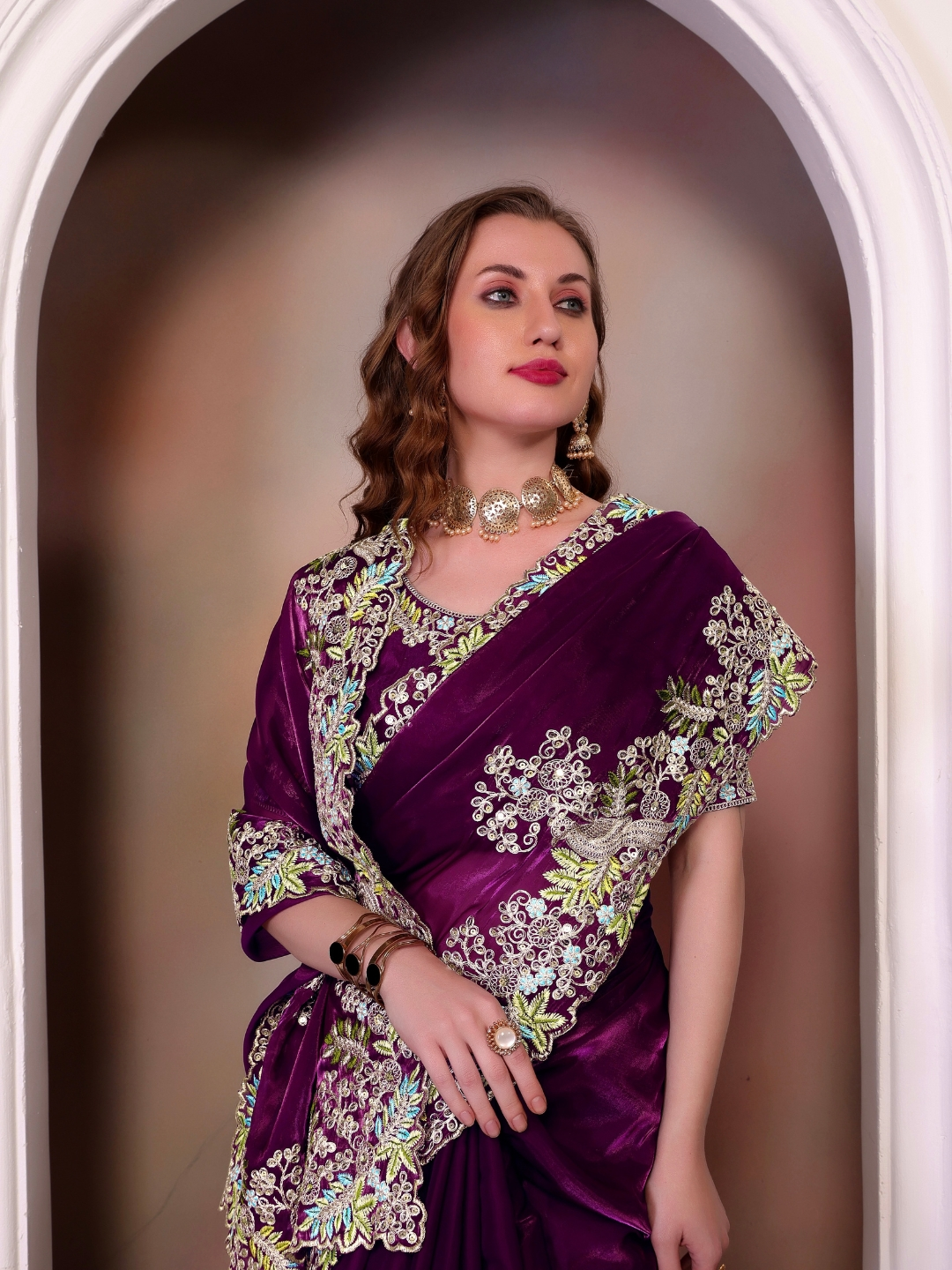 Urban Pallu Solid Silk Blend Festive Saree