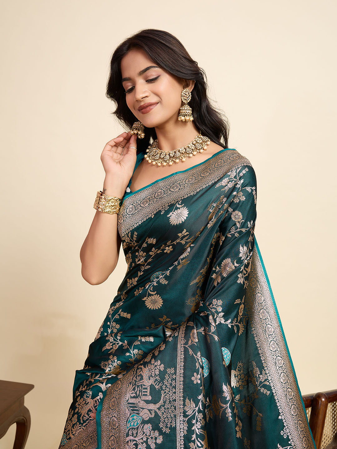 Urban Pallu Woven Design Silk Blend Party Saree