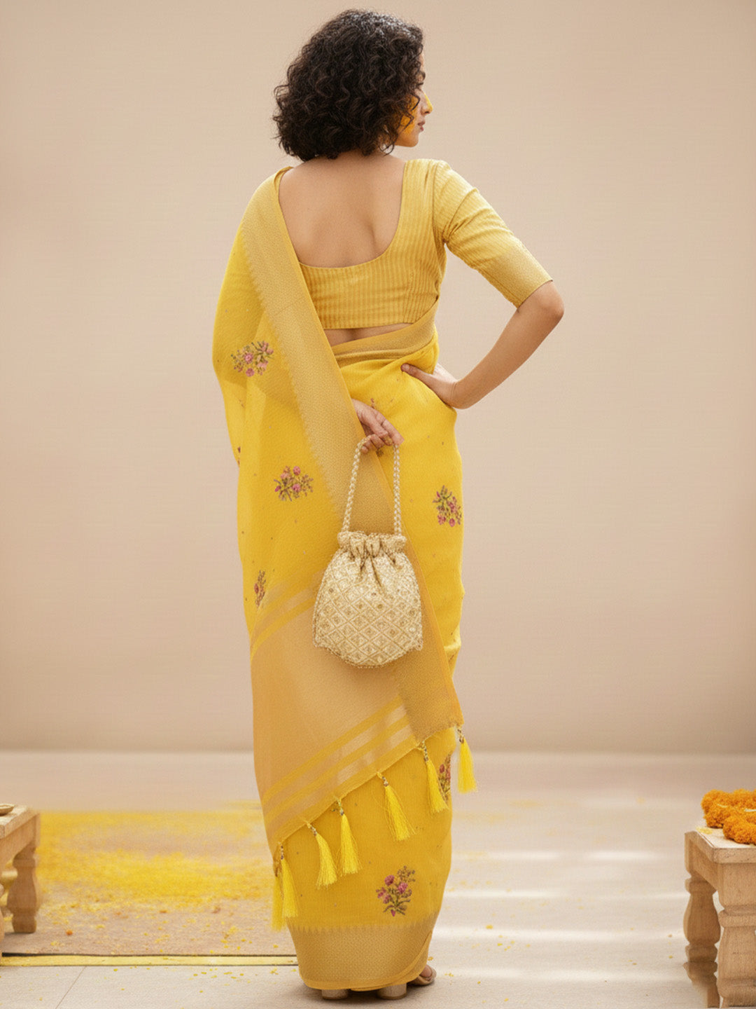 Urban Pallu Floral Sequinned Silk Blend Fusion Saree