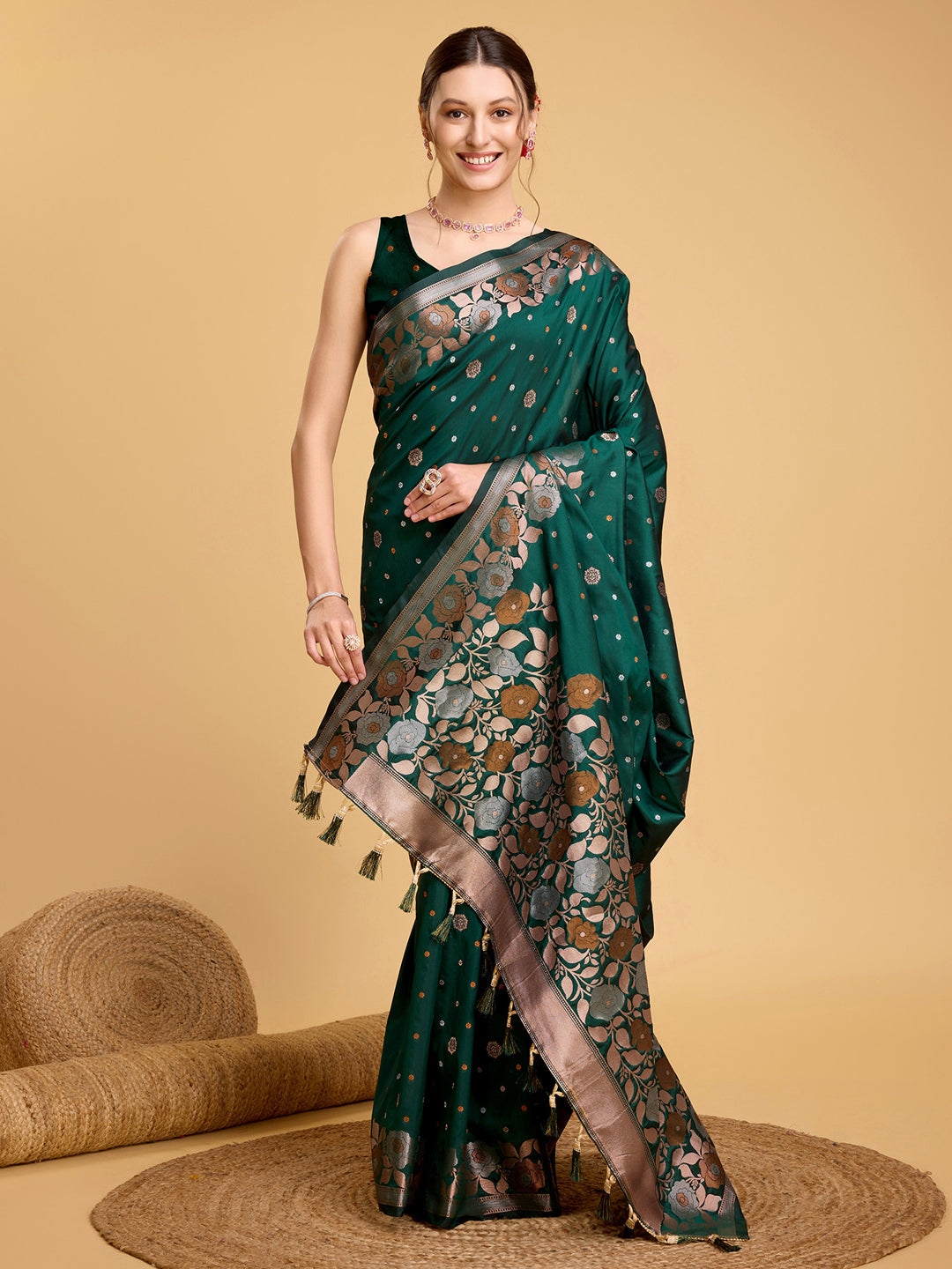 Urban Pallu Woven Design Silk Blend Party Saree