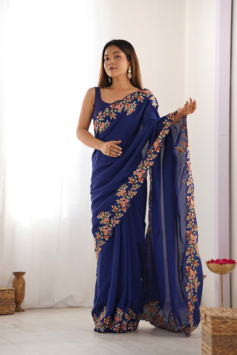 Urban Pallu Solid Silk Blend Festive Saree