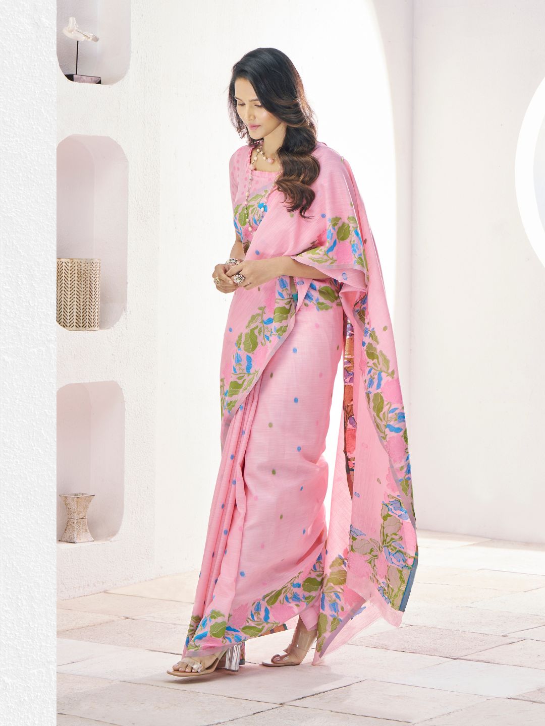 Urban Pallu Woven Design Silk Blend Daily Saree