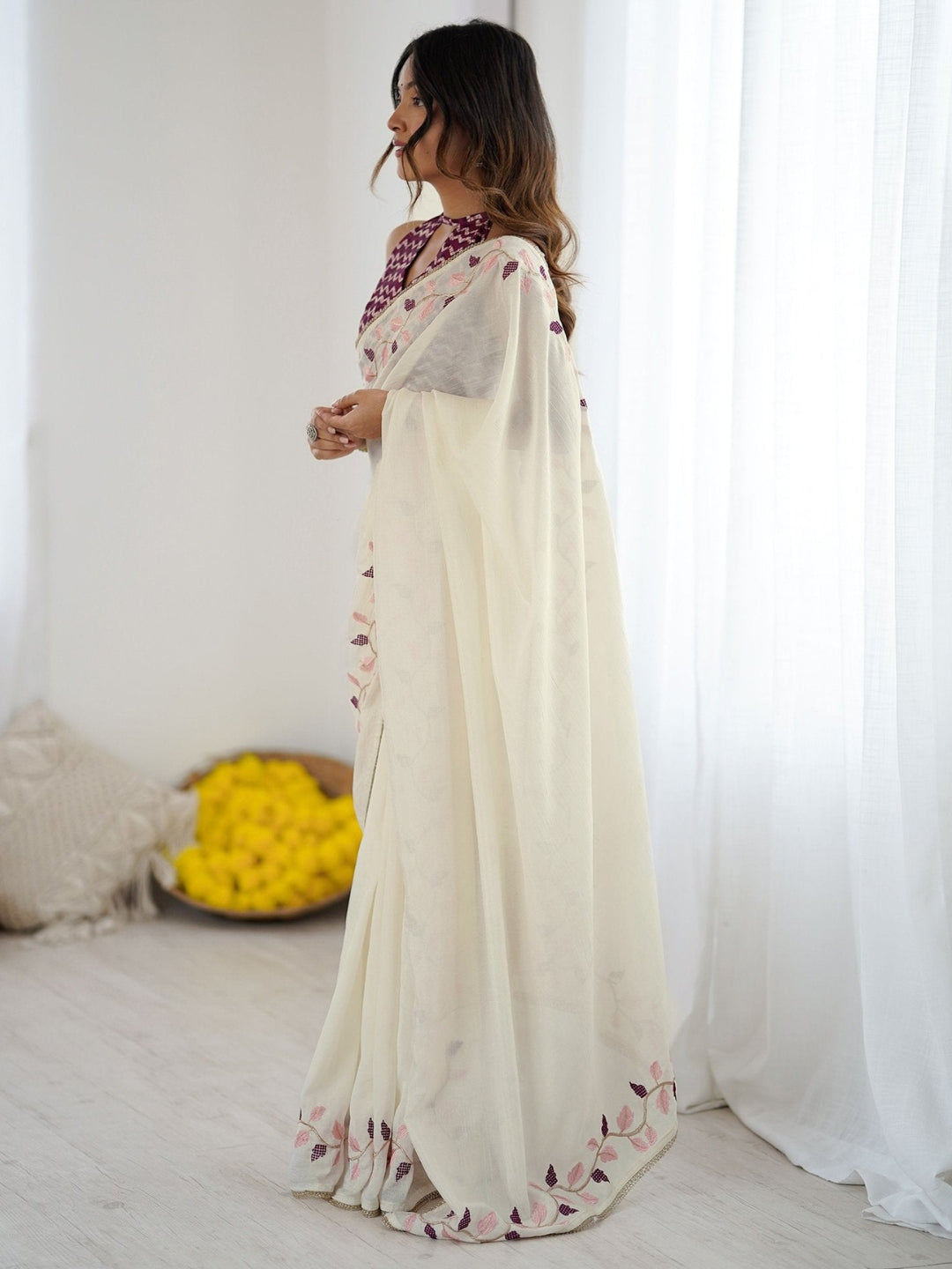 Urban Pallu Solid Silk Blend Festive Saree