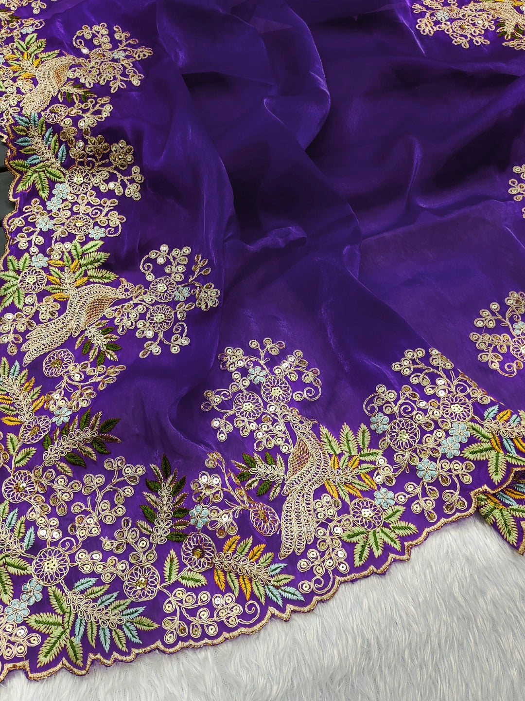 Urban Pallu Solid Silk Blend Festive Saree