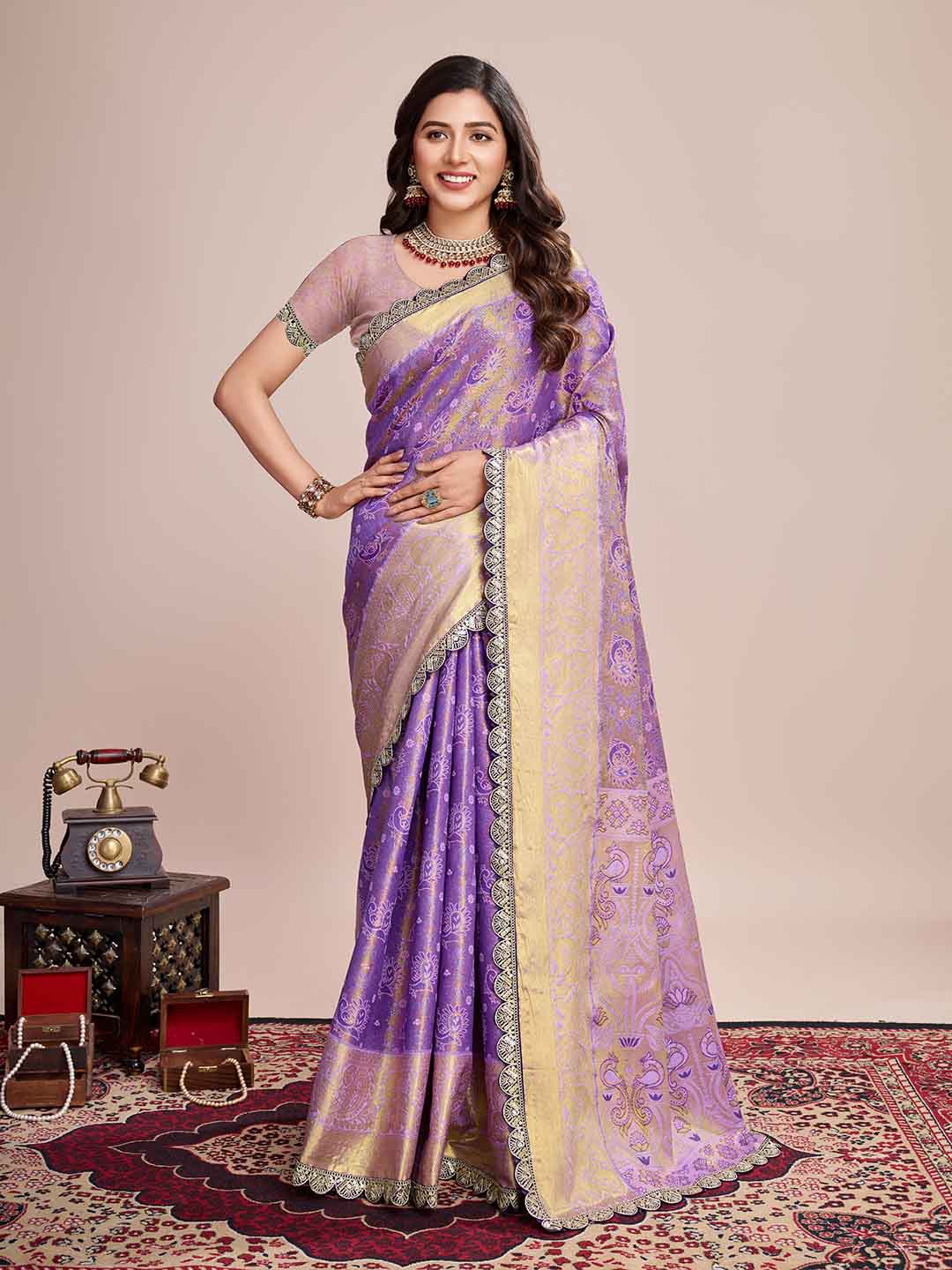 Urban Pallu Woven Design Silk Blend Party Saree