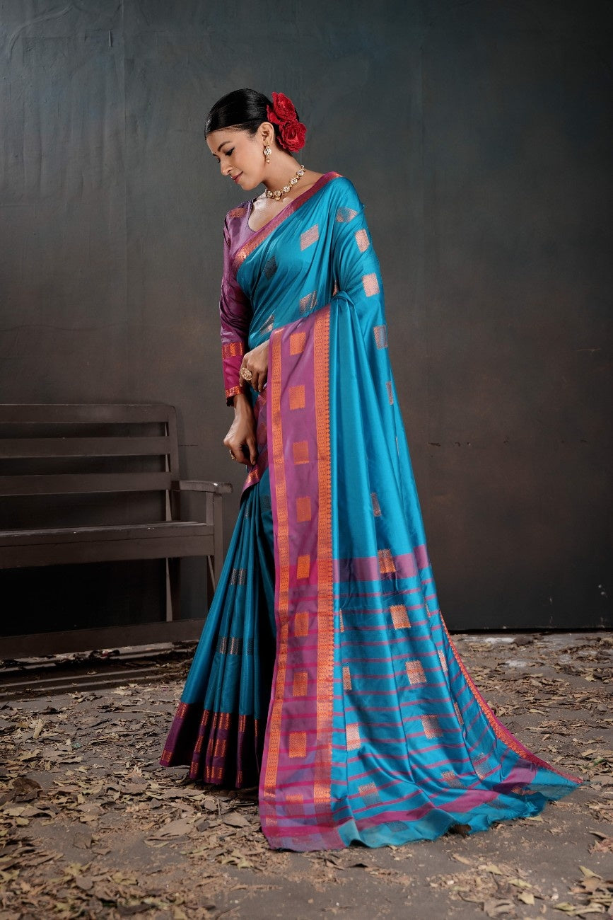 Urban Pallu Floral Sequinned Silk Blend Fusion Saree