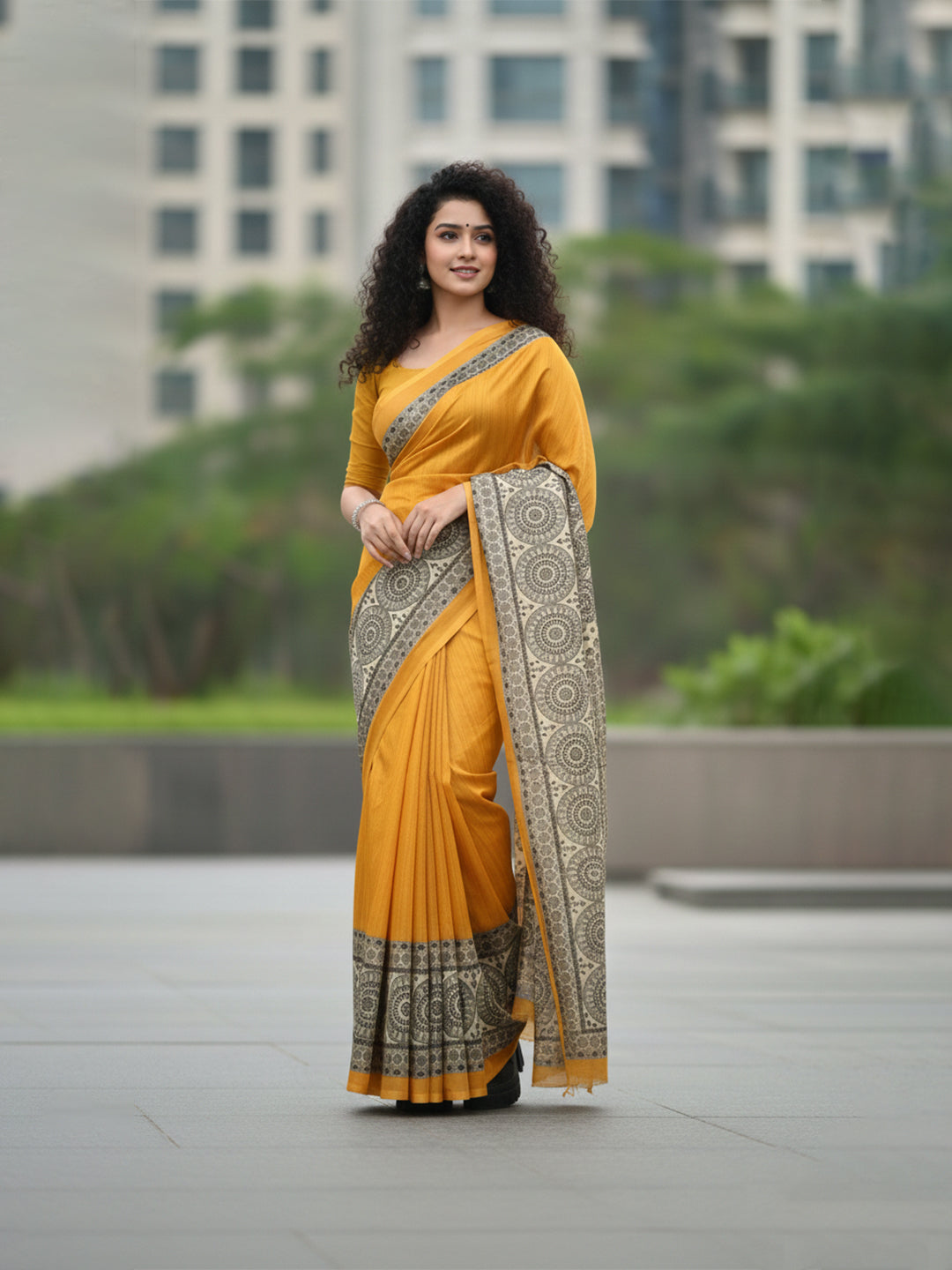 Urban Pallu Solid Silk Blend Festive Saree