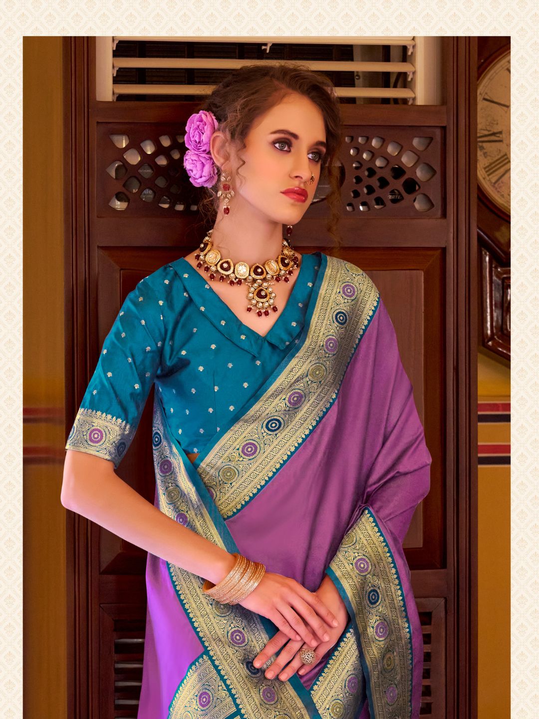 Urban Pallu Woven Design Silk Blend Daily Saree