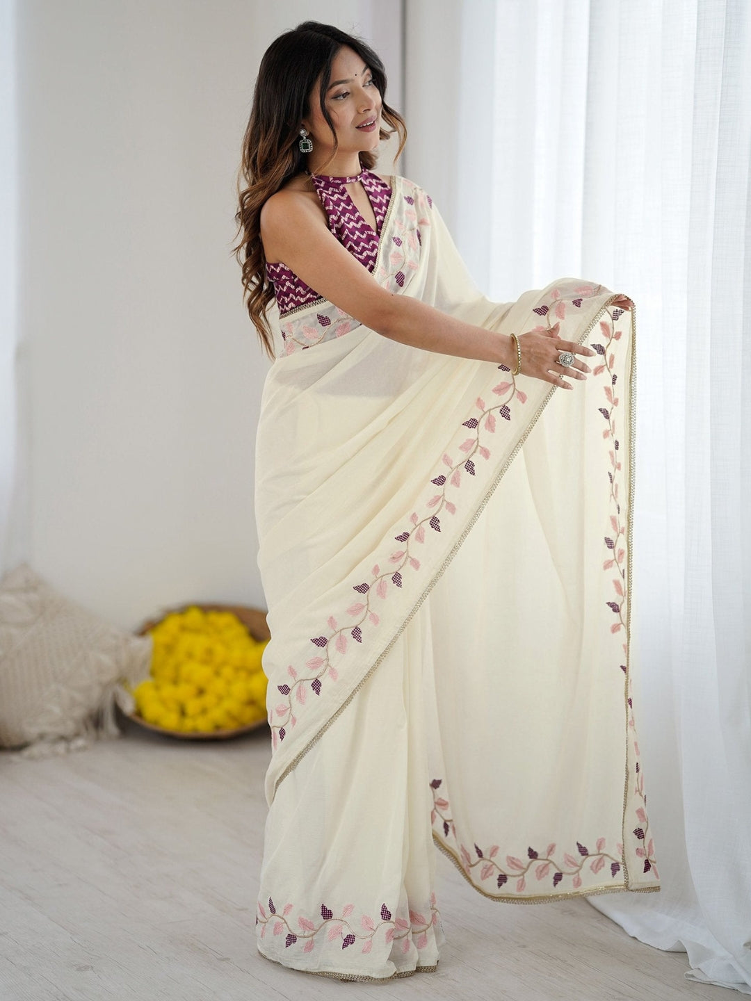 Urban Pallu Solid Silk Blend Festive Saree
