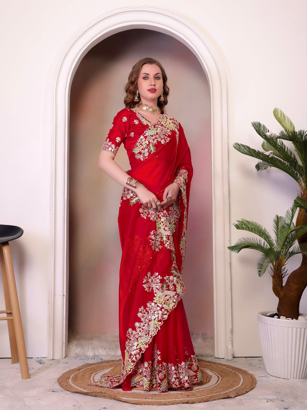 Urban Pallu Solid Silk Blend Festive Saree