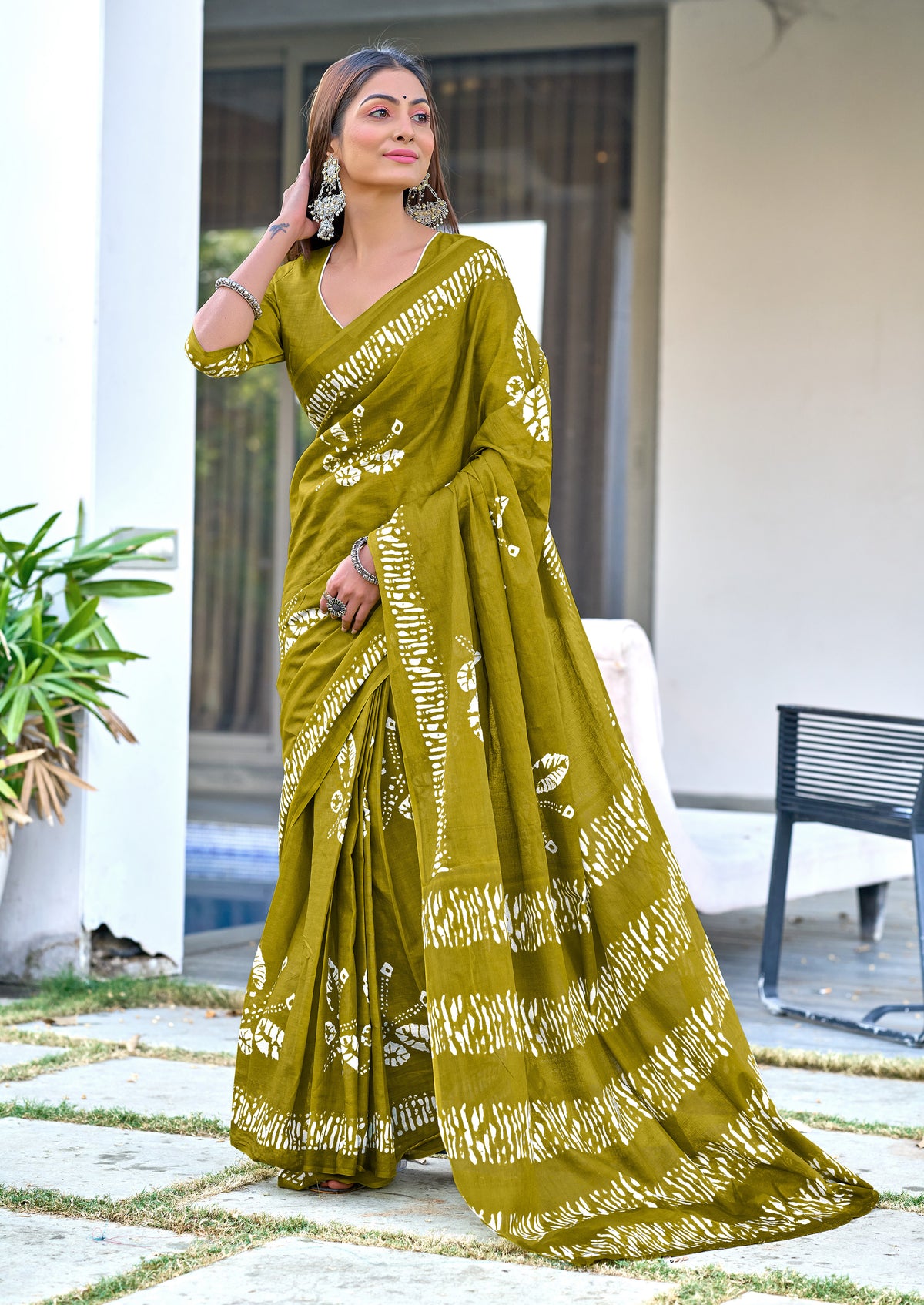 Urban Pallu Woven Design Pure Cotton Daily Saree