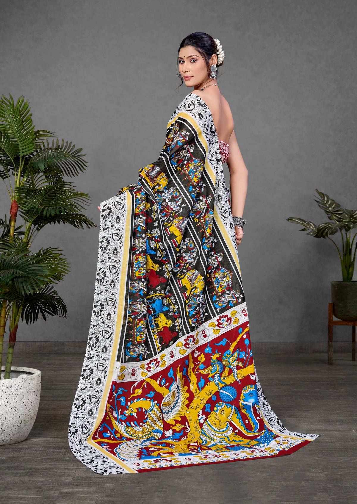 Urban Pallu Woven Design Pure Cotton Daily Saree