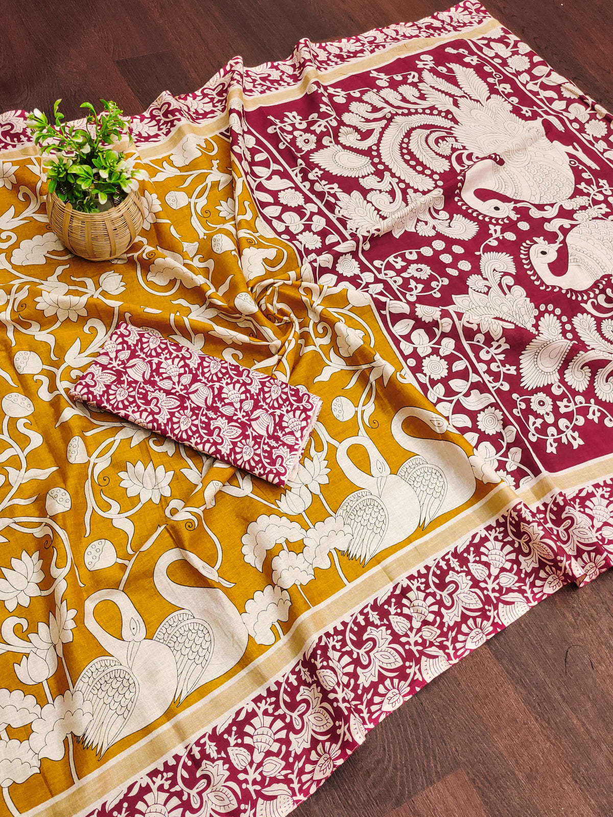 Urban Pallu Woven Design Pure Cotton Daily Saree