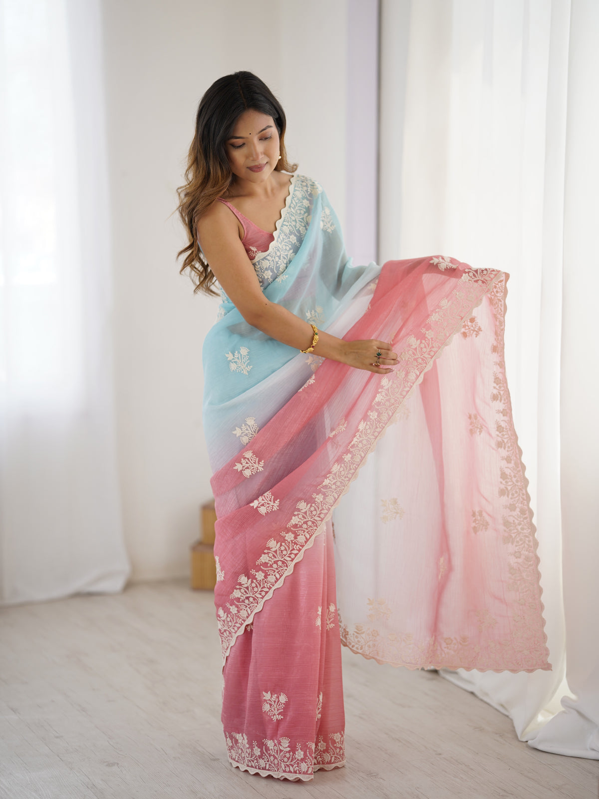 Urban Pallu Embroidered Organza Party Saree