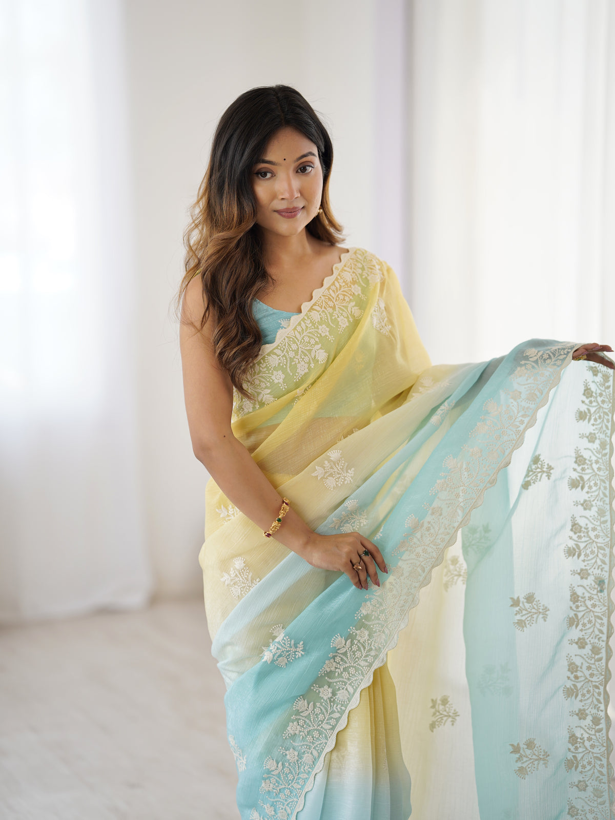 Urban Pallu Embroidered Organza Party Saree