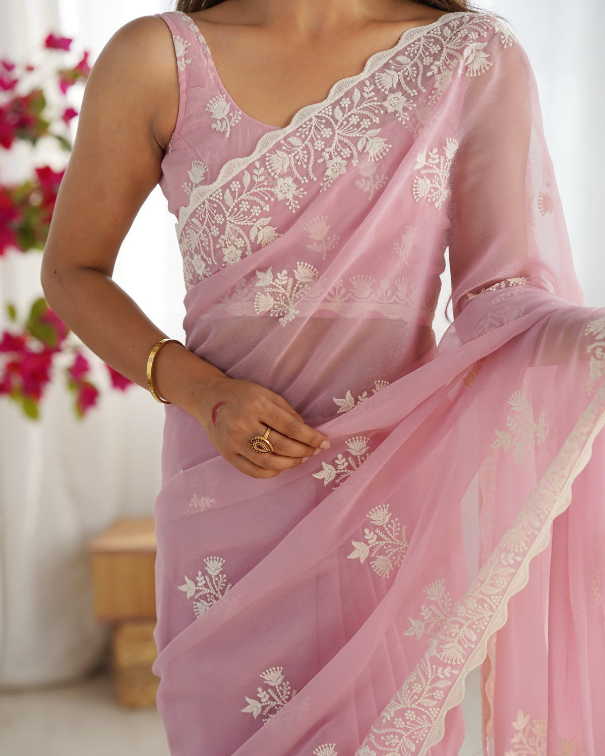Urban Pallu Embroidered Organza Party Saree