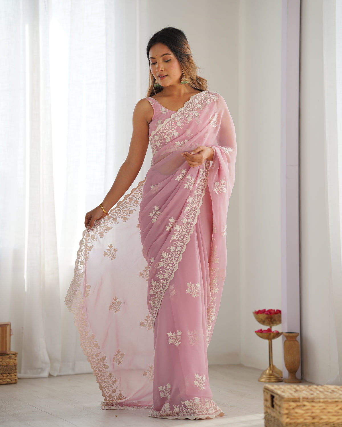 Urban Pallu Embroidered Organza Party Saree