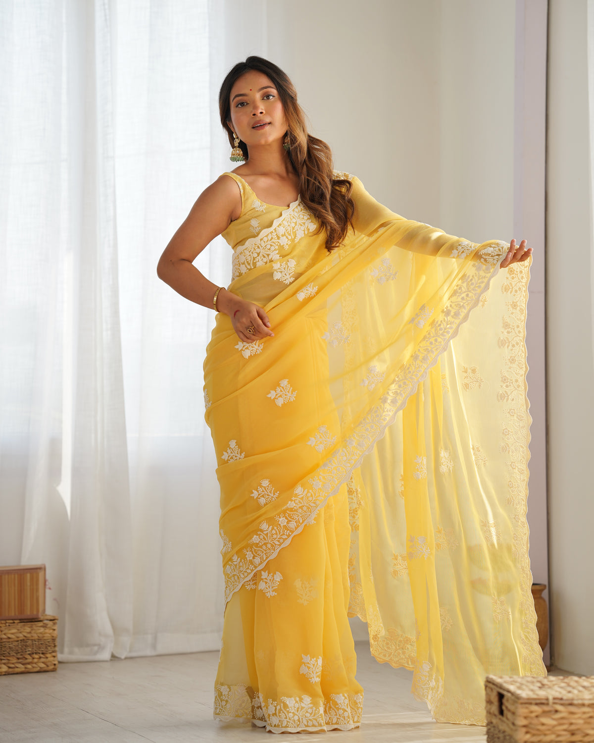 Urban Pallu Embroidered Organza Party Saree