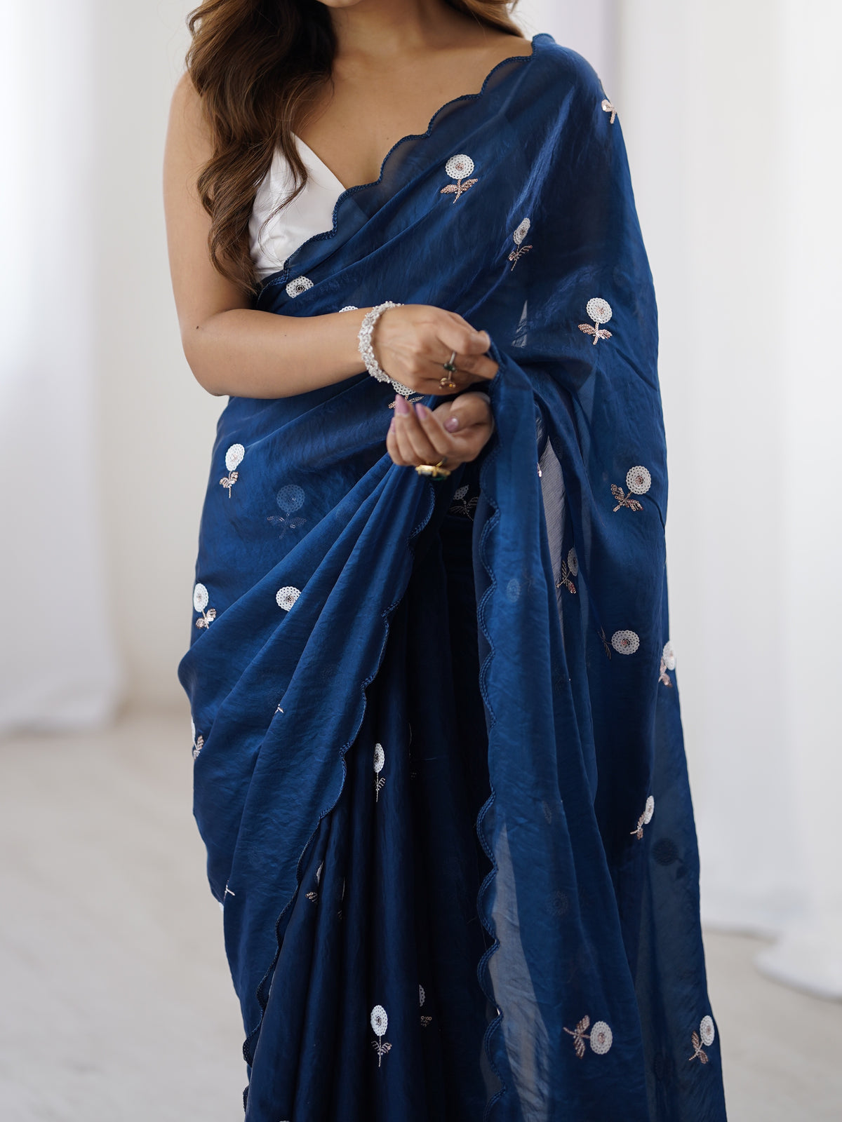 Urban Pallu Solid Poly Georgette Festive Saree
