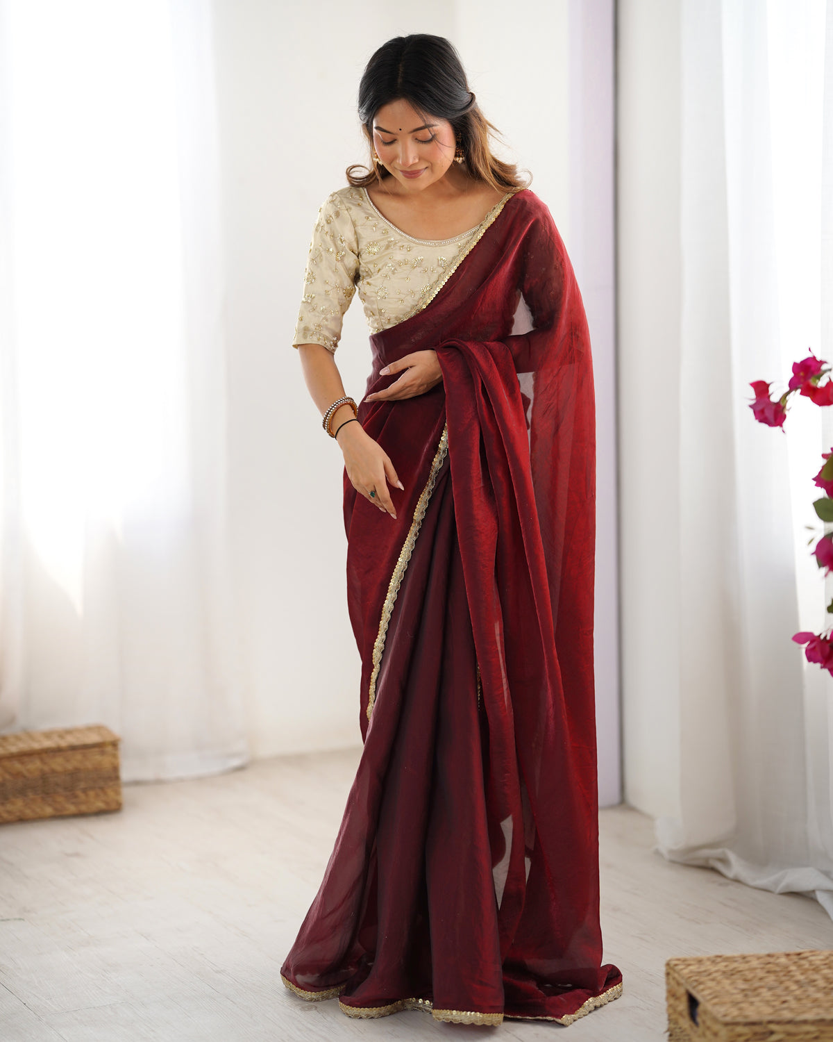 Urban Pallu Solid Tissue Festive Saree