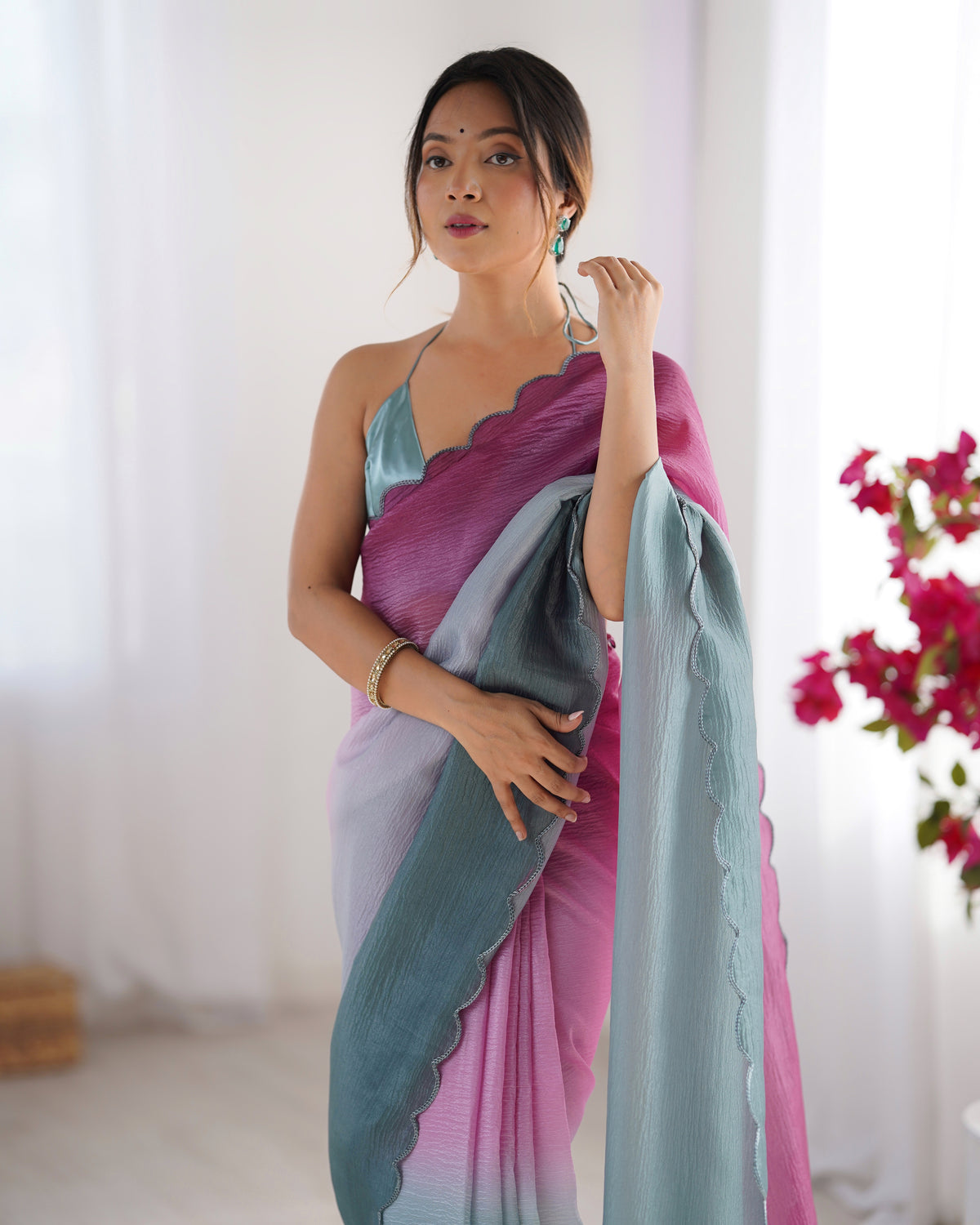 Urban Pallu Solid Silk Blend Party Saree