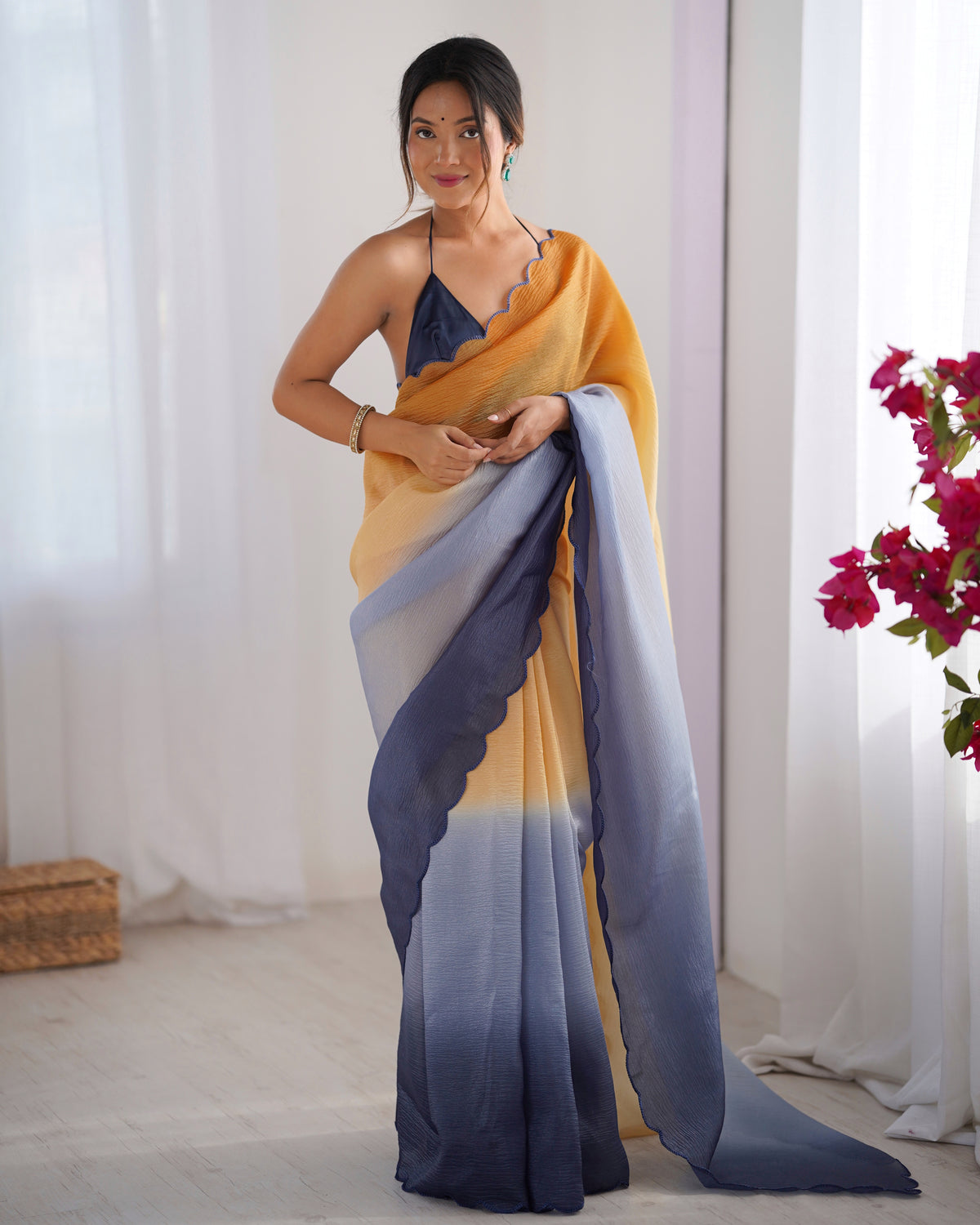 Urban Pallu Solid Silk Blend Party Saree